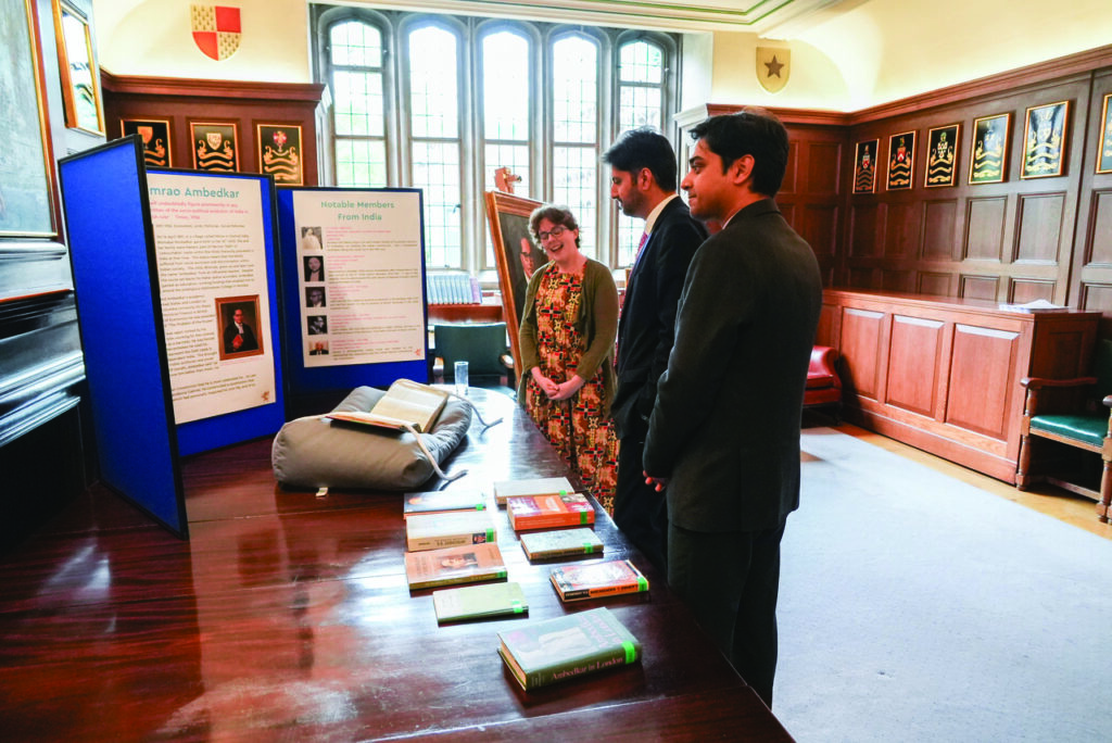 Display of archive material with the Archivist